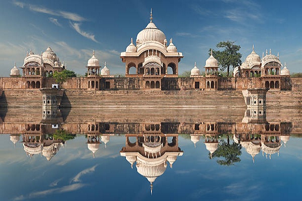 delhi to vrindavan cabs